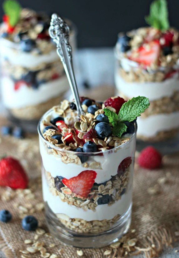 Healthy Desserts and Indulgences Recipes for Clean Eating Families