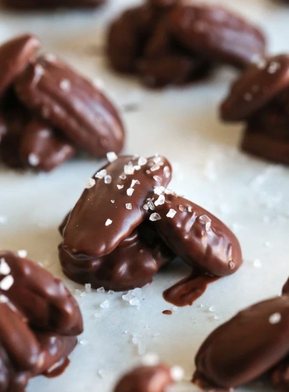 Healthy Desserts and Indulgences Recipes for Clean Eating Families